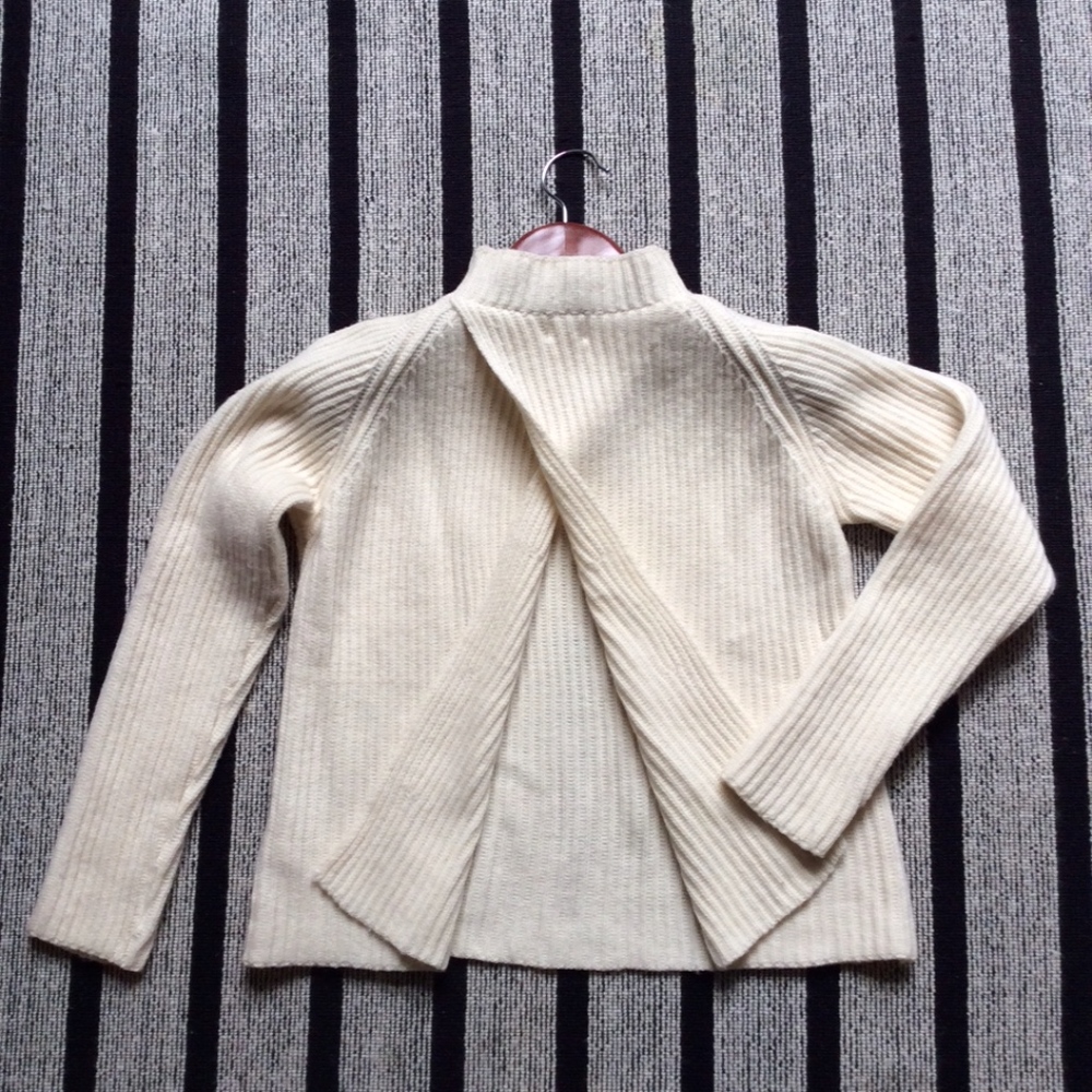 Mo:Vint Ivory Sweater - Picture 3 of 8